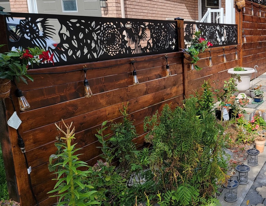 Fence topper
