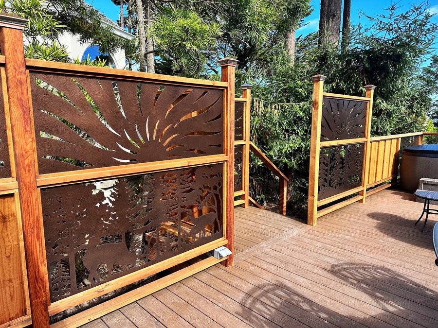 Fence topper